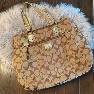 Coach poppy bag